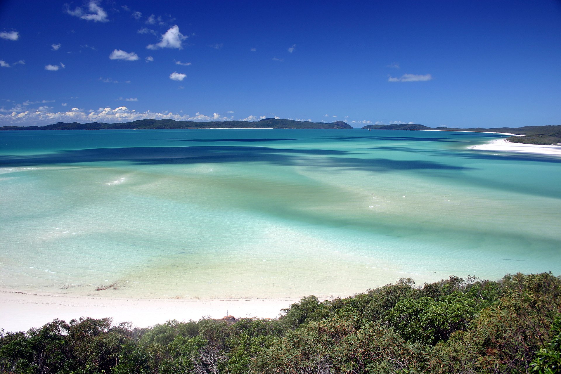 Whitehaven Beach's white silica sand and turquoise water, Whitsunday Islands, Queensland