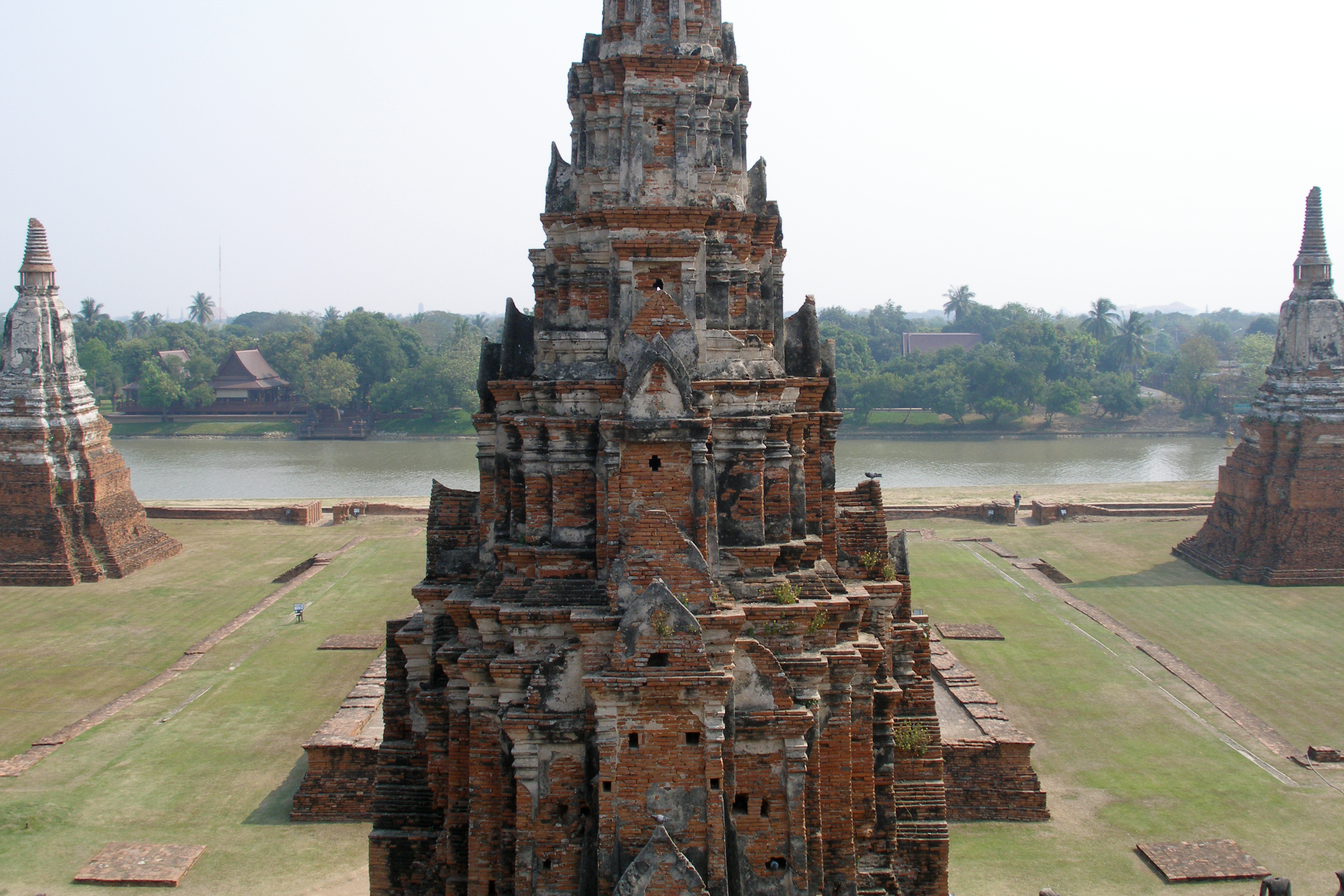 The riverside ruins of Wat Chaiwatthanaram at Ayutthaya Historical Park, the closest of Bangkok’s five day trips